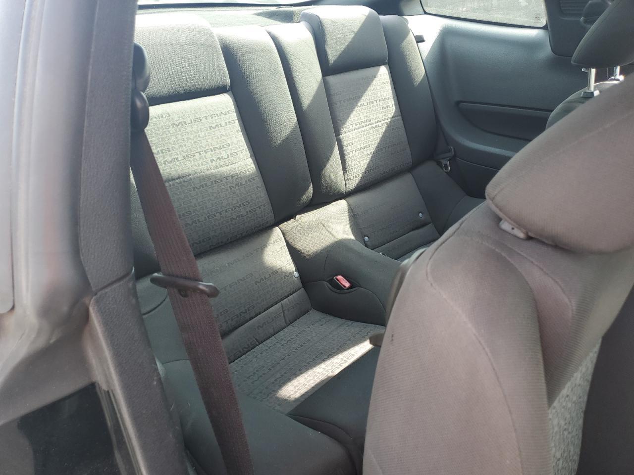 2005 FORD MUSTANG