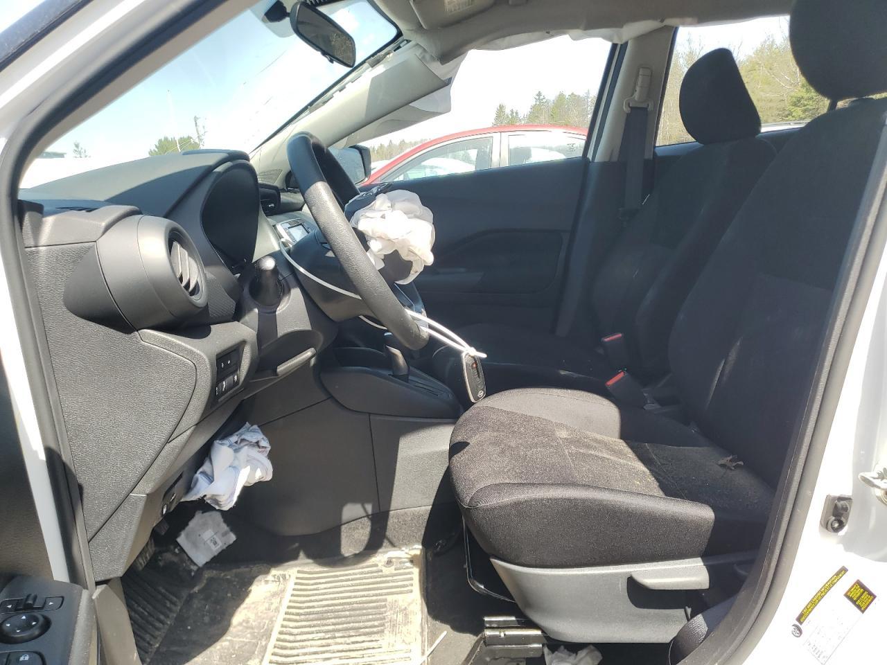 2025 NISSAN KICKS