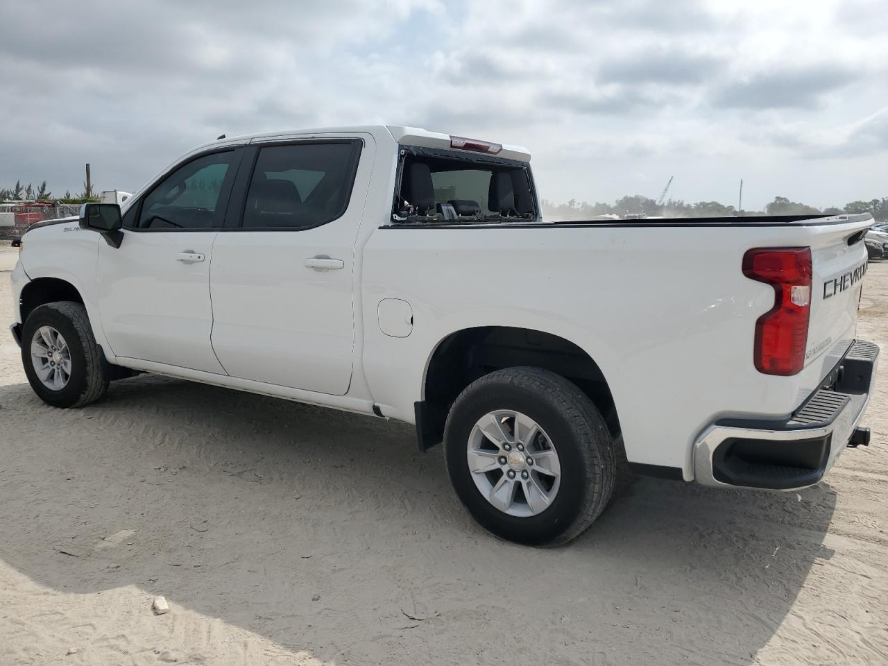 2024 CHEVROLET Silverado