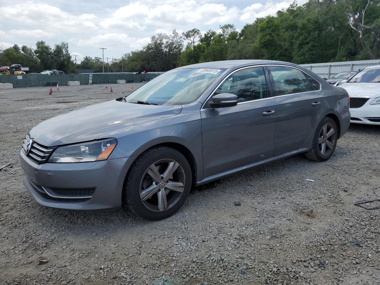 2015 VOLKSWAGEN Passat