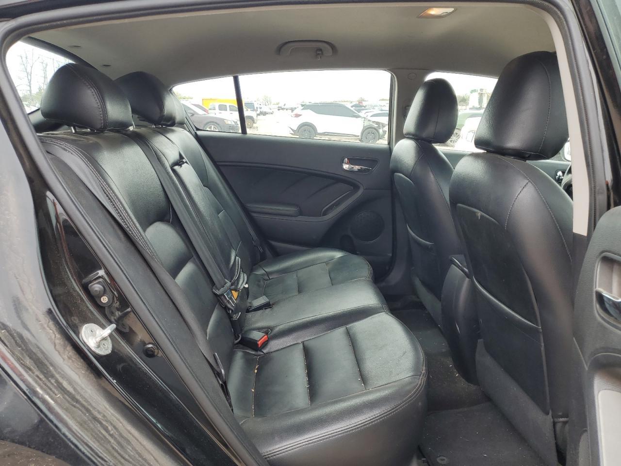 2014 KIA FORTE