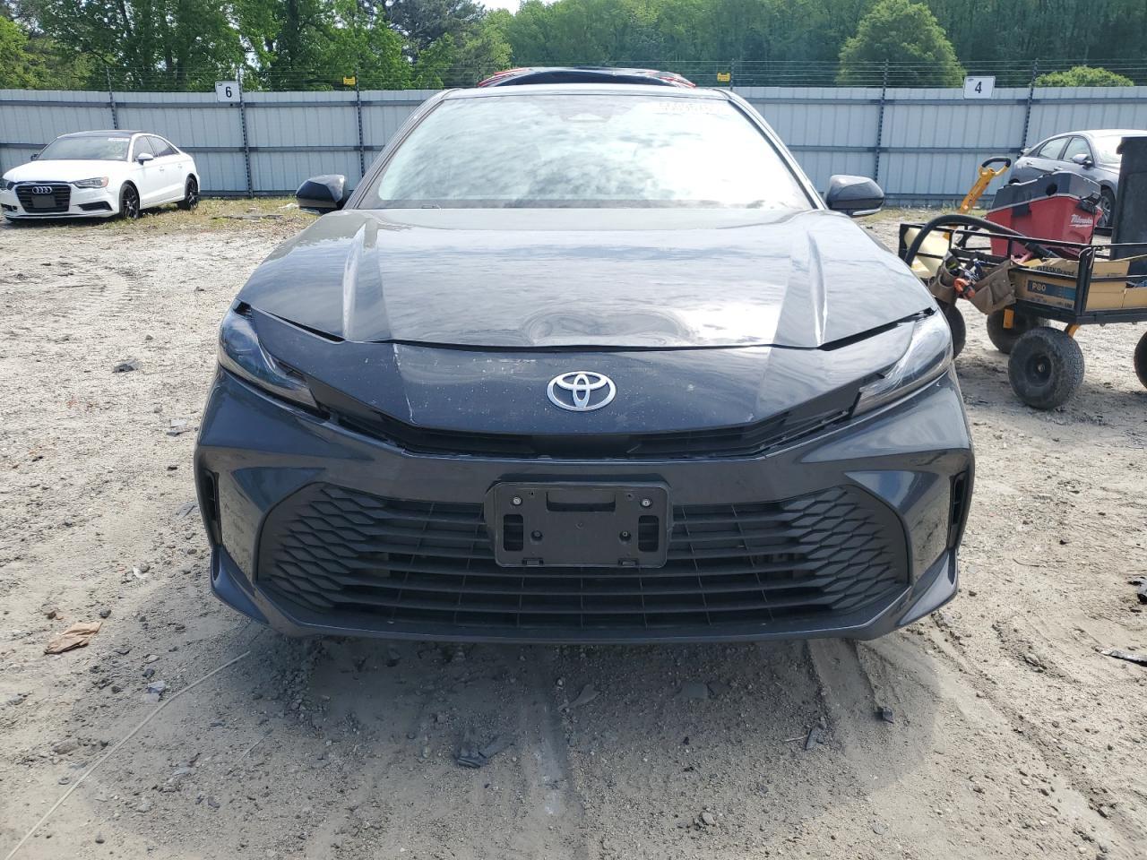 2025 TOYOTA CAMRY