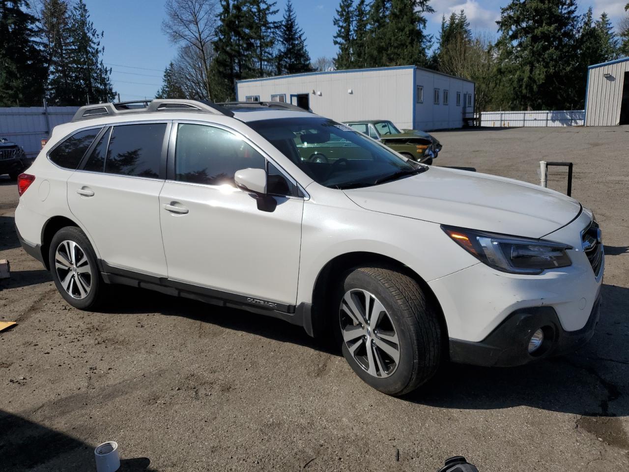 2019 SUBARU Outback