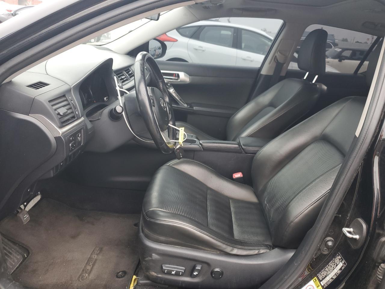 2013 LEXUS CT 200