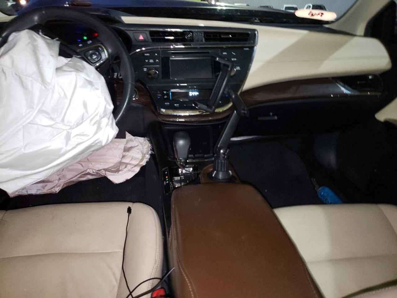 2014 TOYOTA Avalon