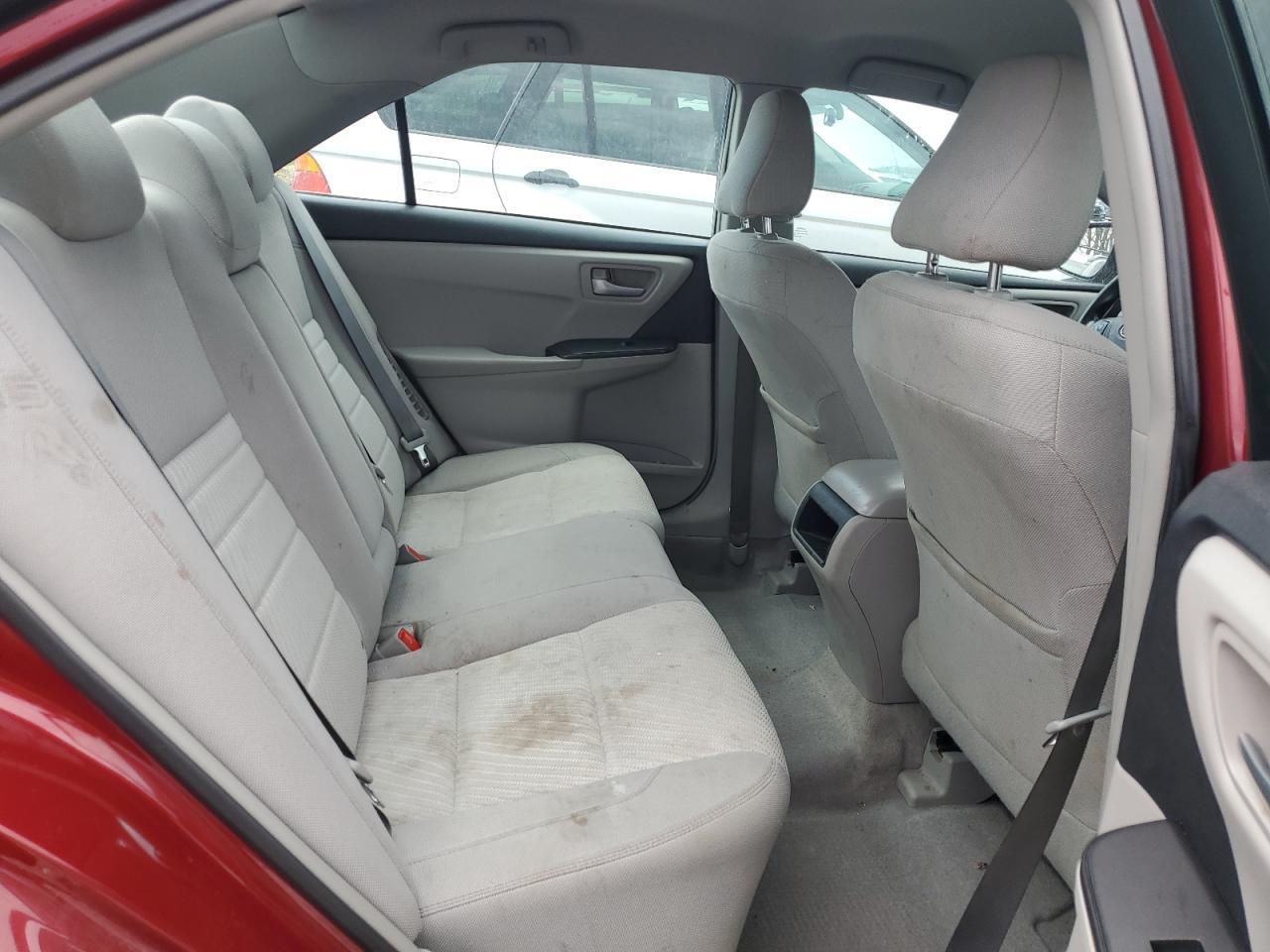 2016 TOYOTA CAMRY