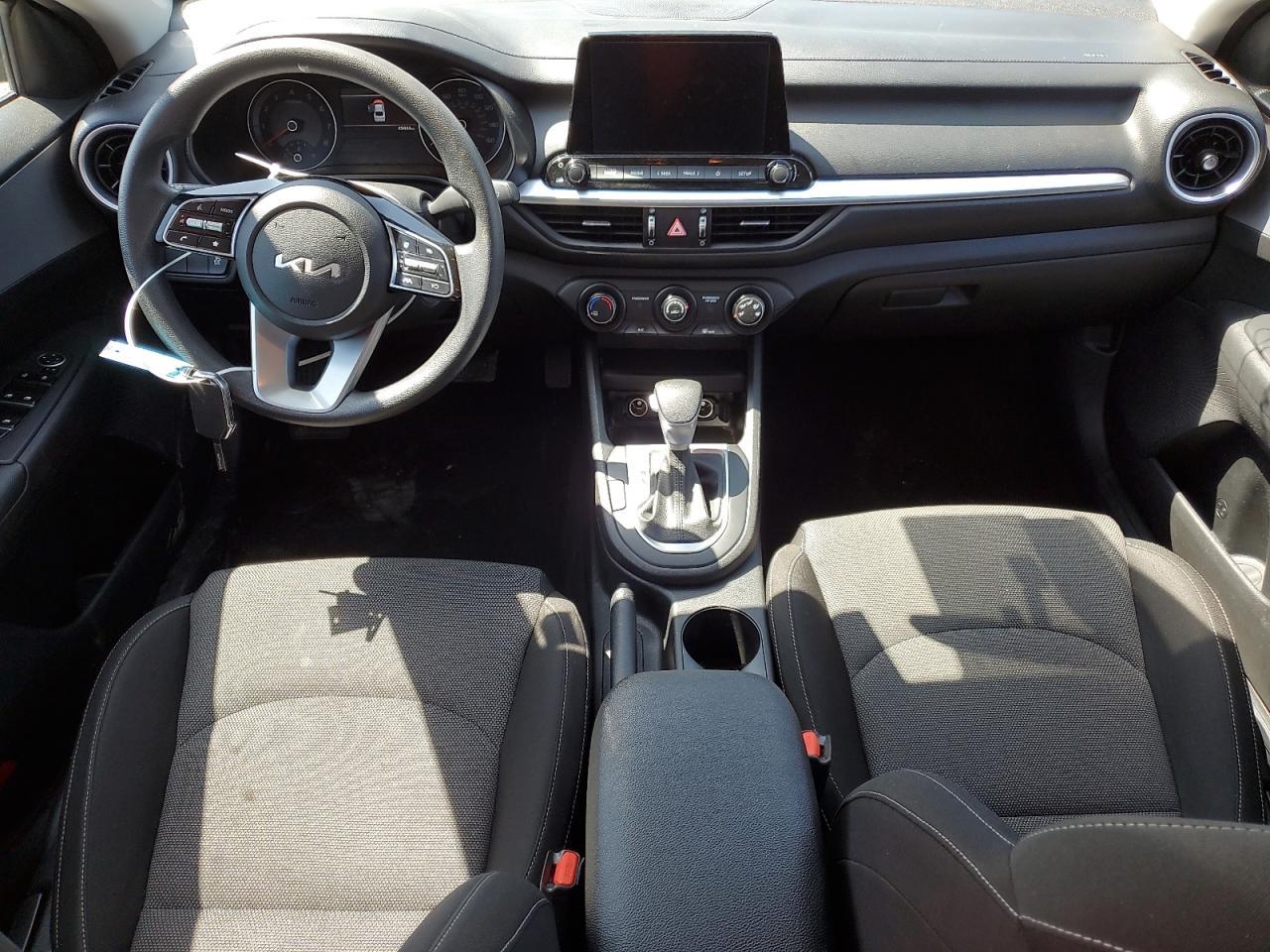 2023 KIA FORTE