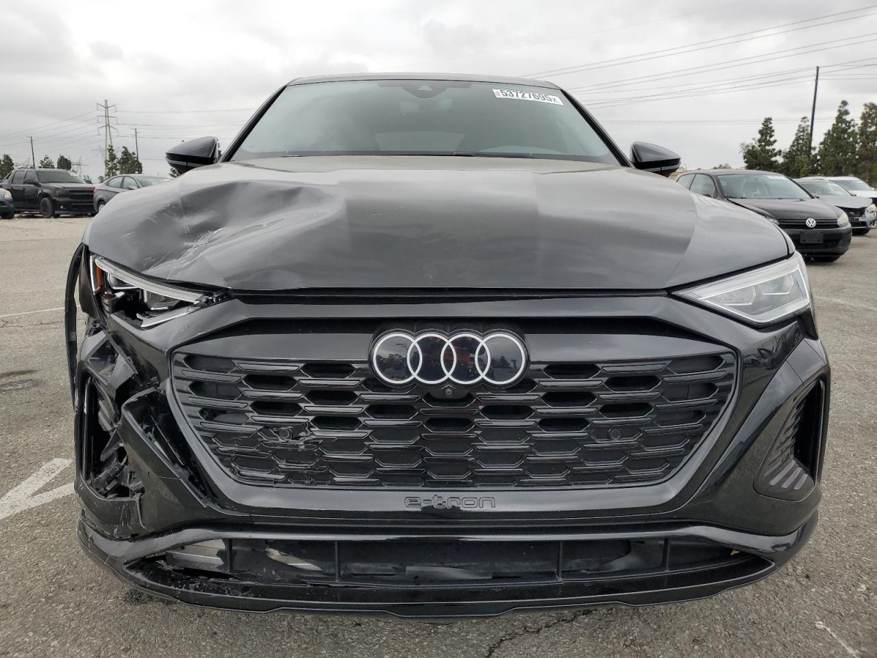 2024 AUDI Q8