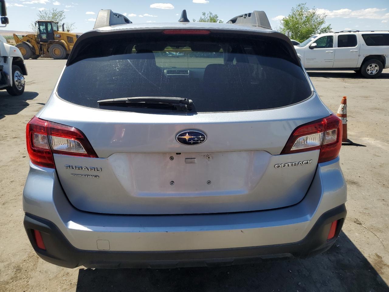 2018 SUBARU Outback