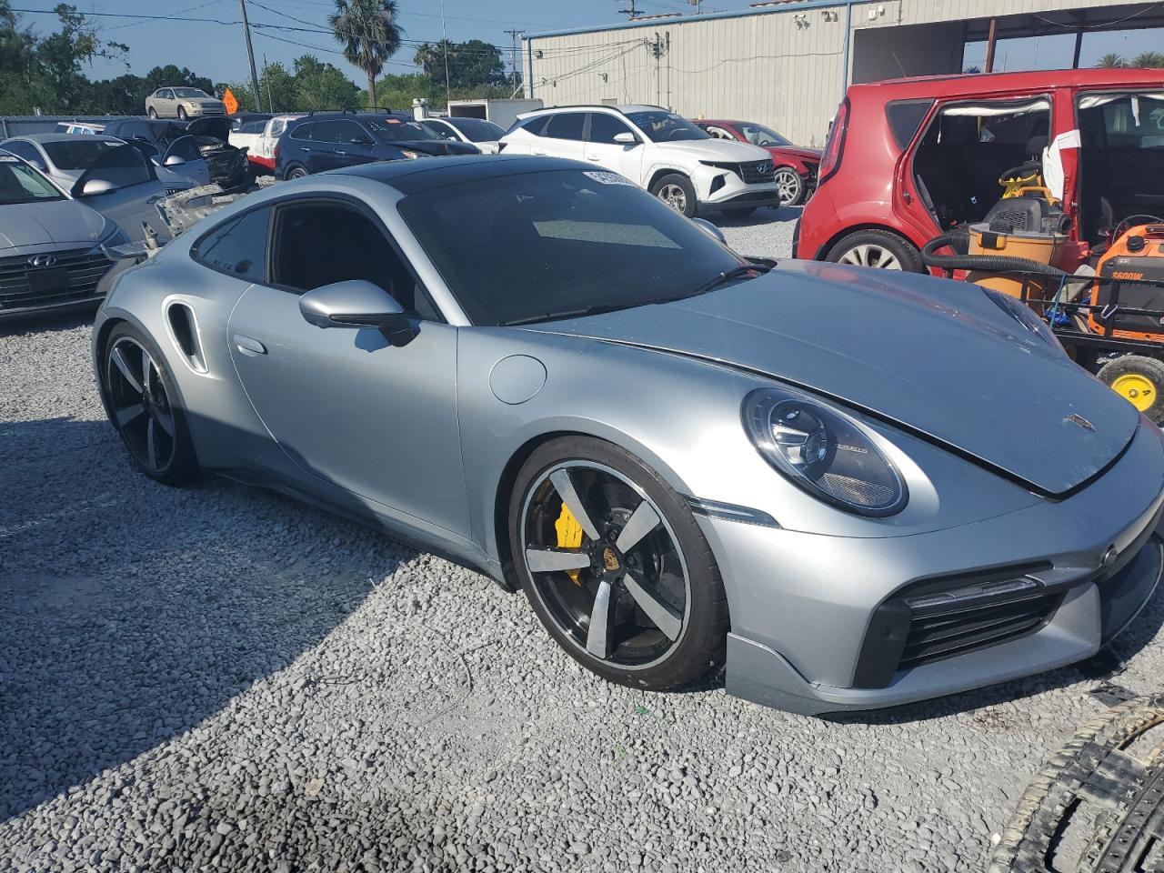 2021 PORSCHE 911