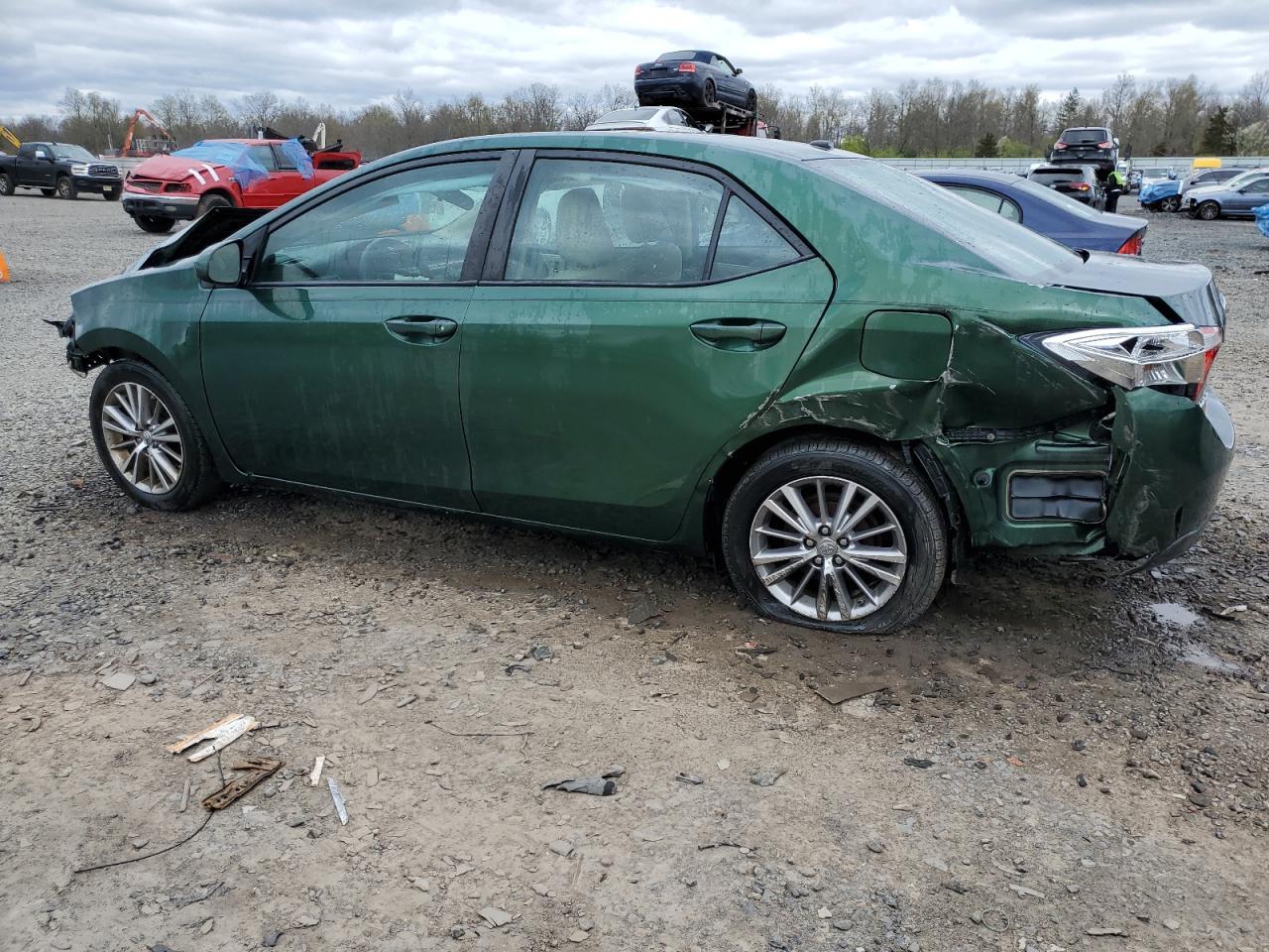2015 TOYOTA COROLLA
