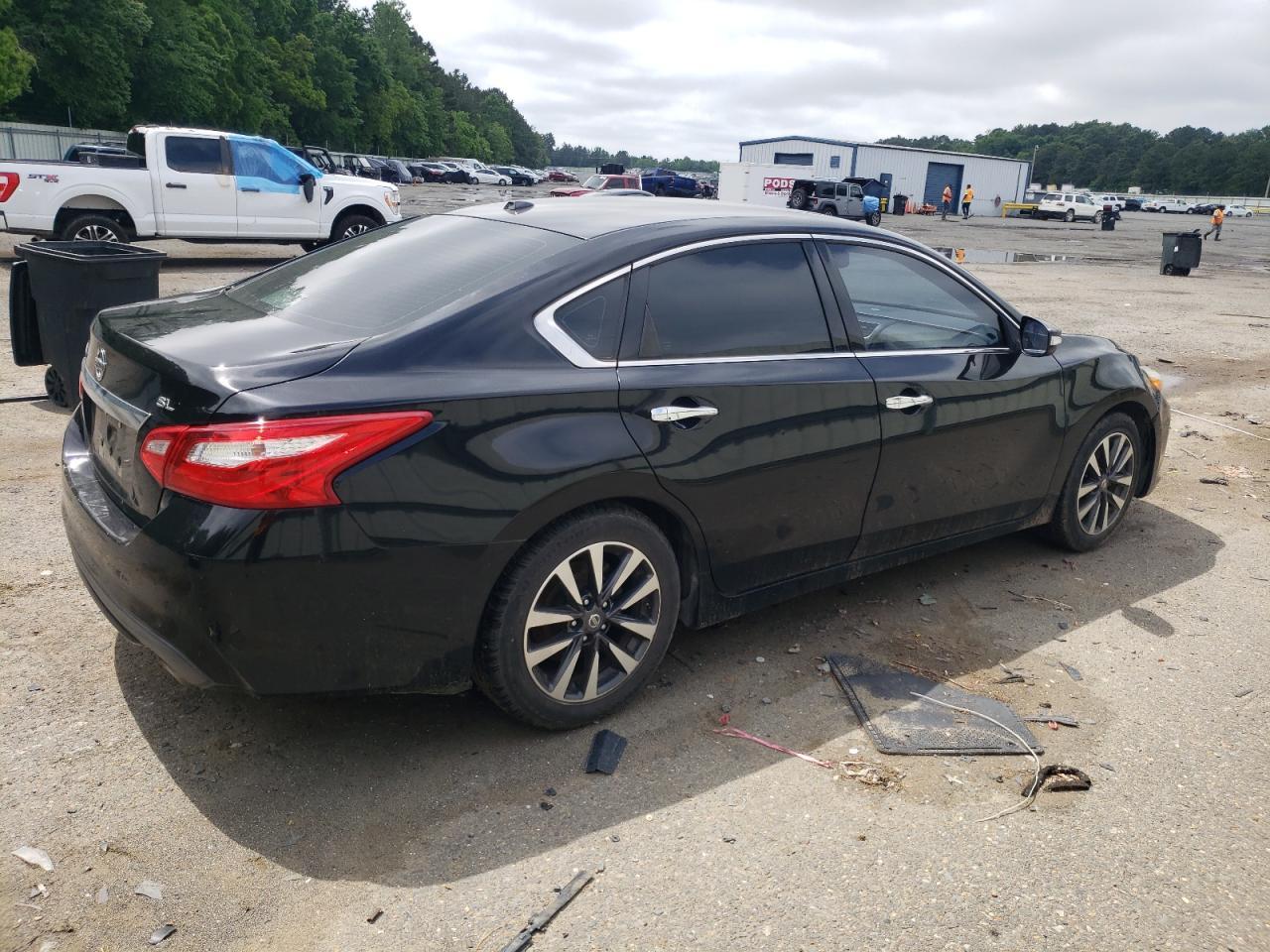 2017 NISSAN ALTIMA