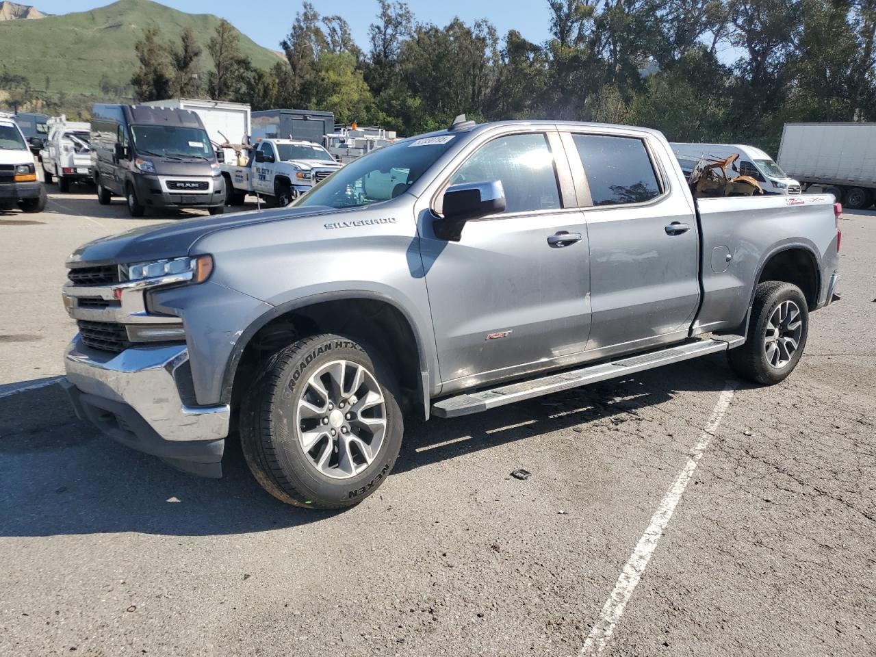 2021 CHEVROLET Silverado