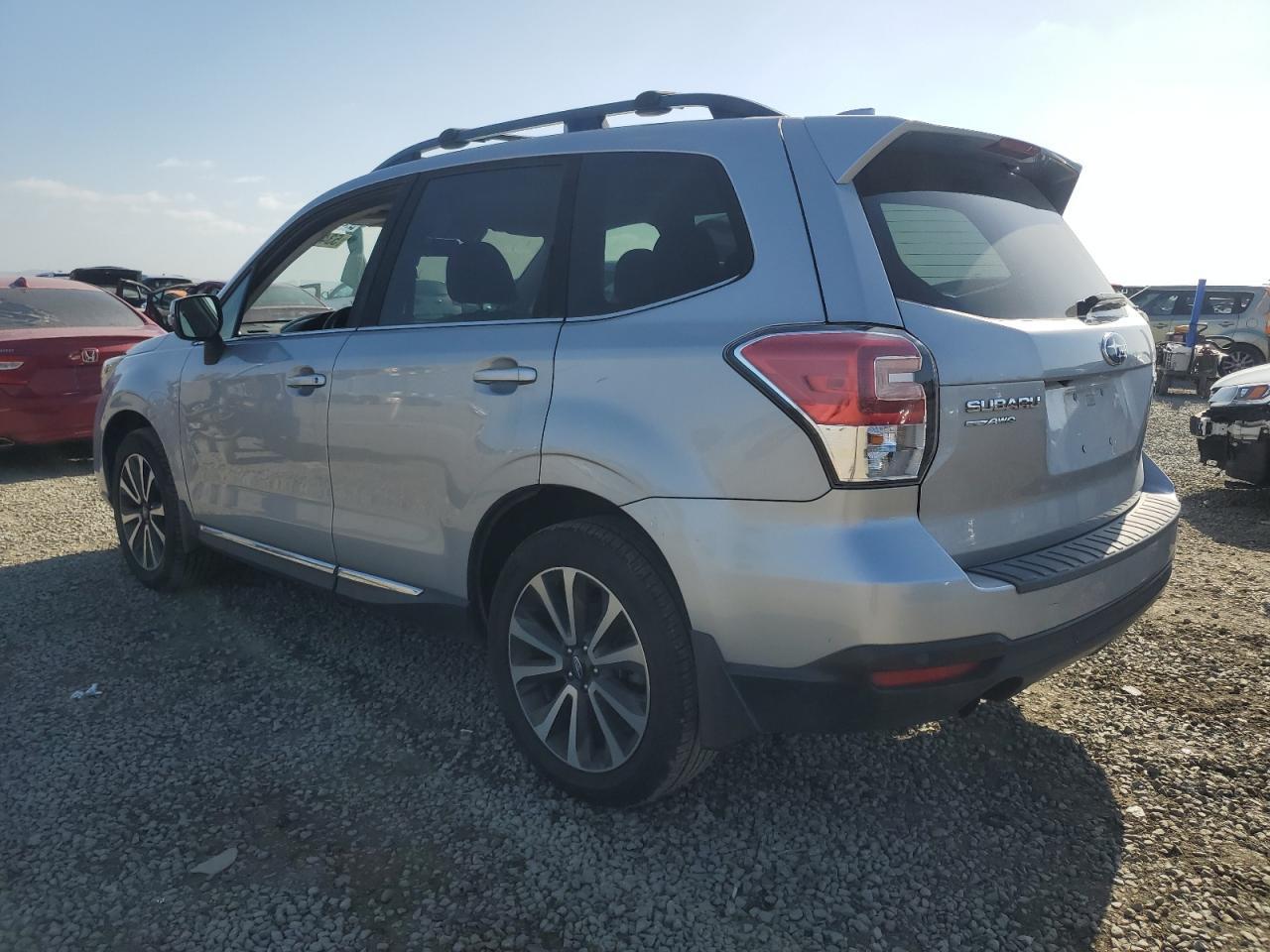 2017 SUBARU FORESTER