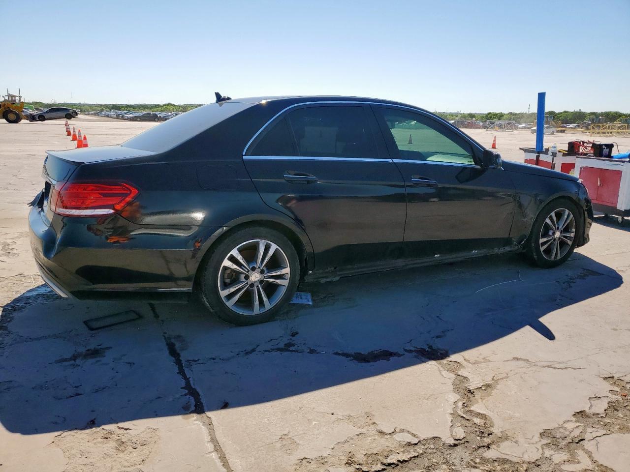 2016 MERCEDES-BENZ E-Class
