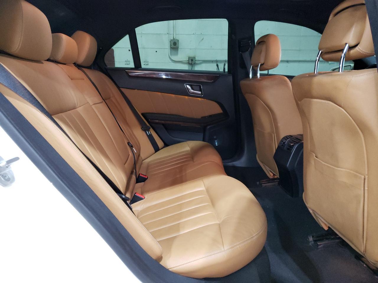 2011 MERCEDES-BENZ E-Class