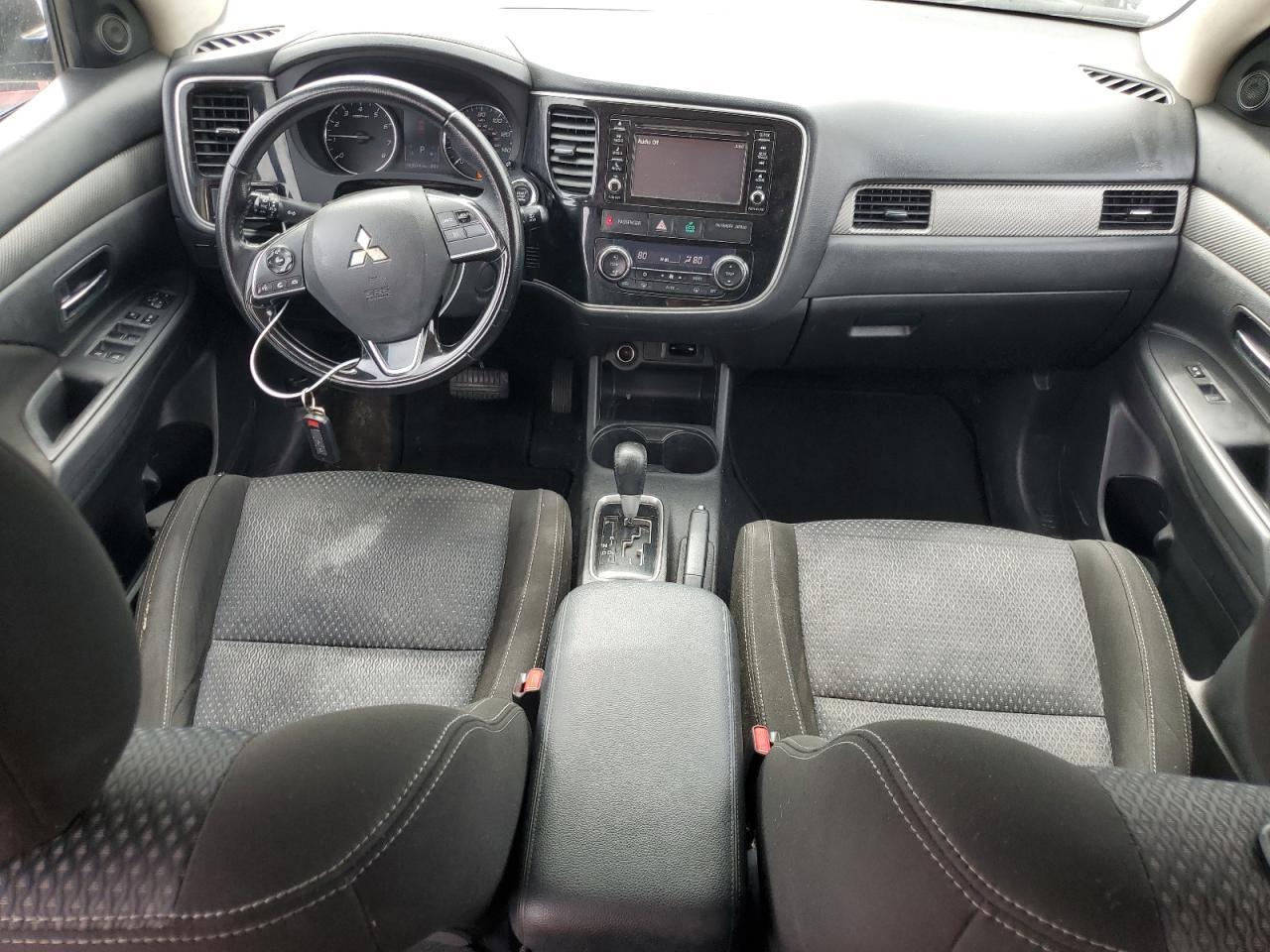 2016 MITSUBISHI outlander