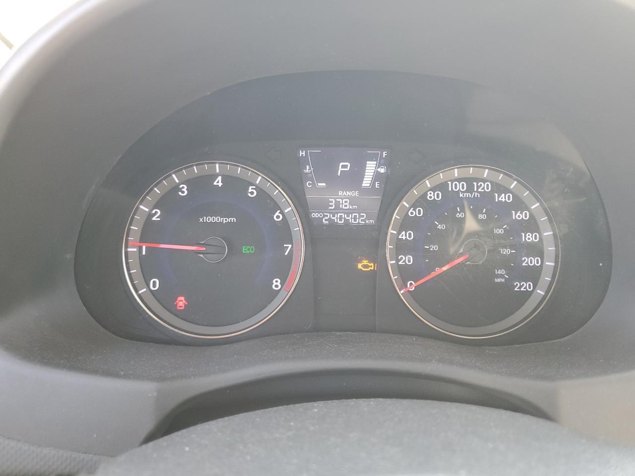 2012 HYUNDAI ACCENT