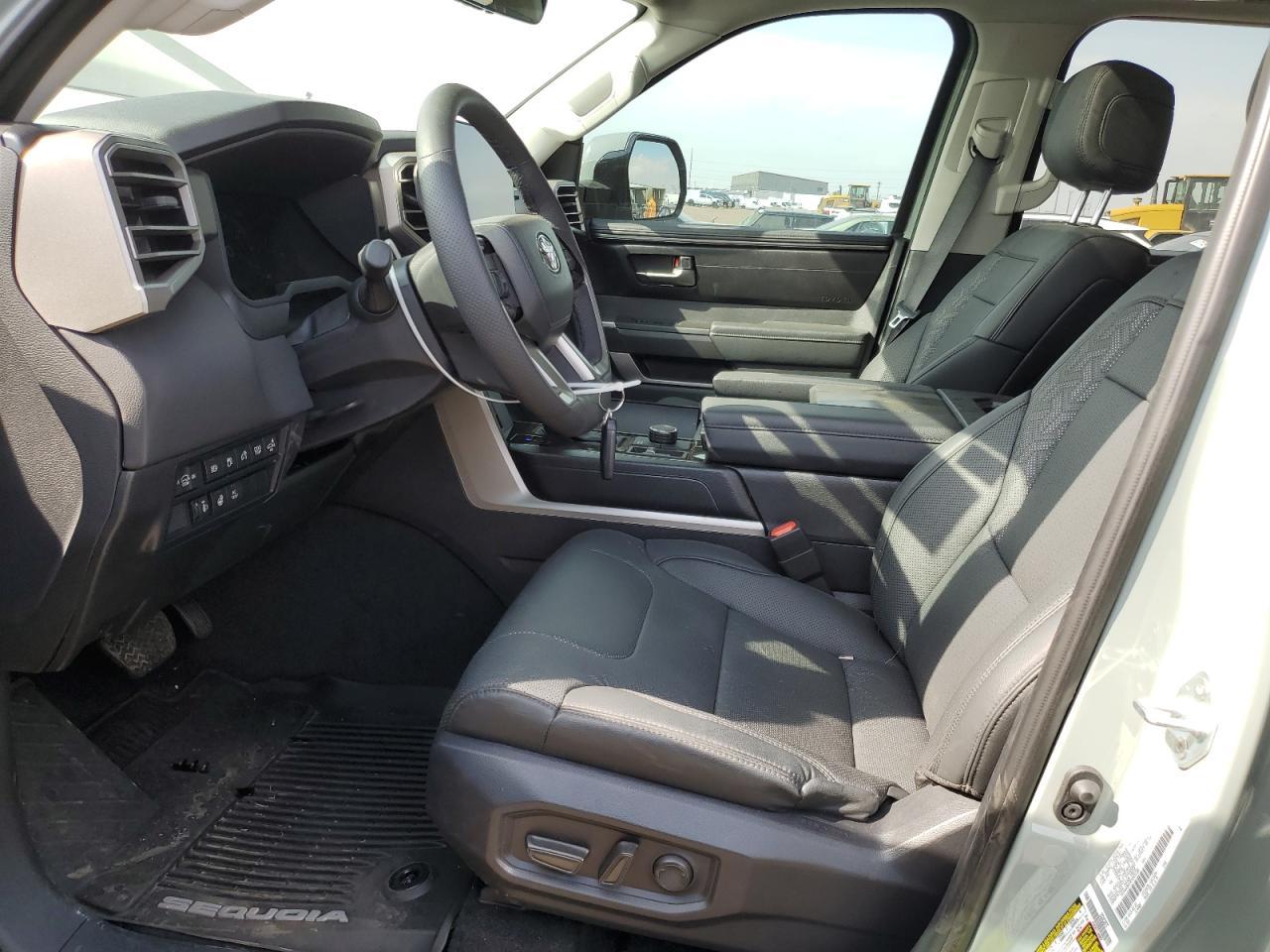 2024 TOYOTA Sequoia