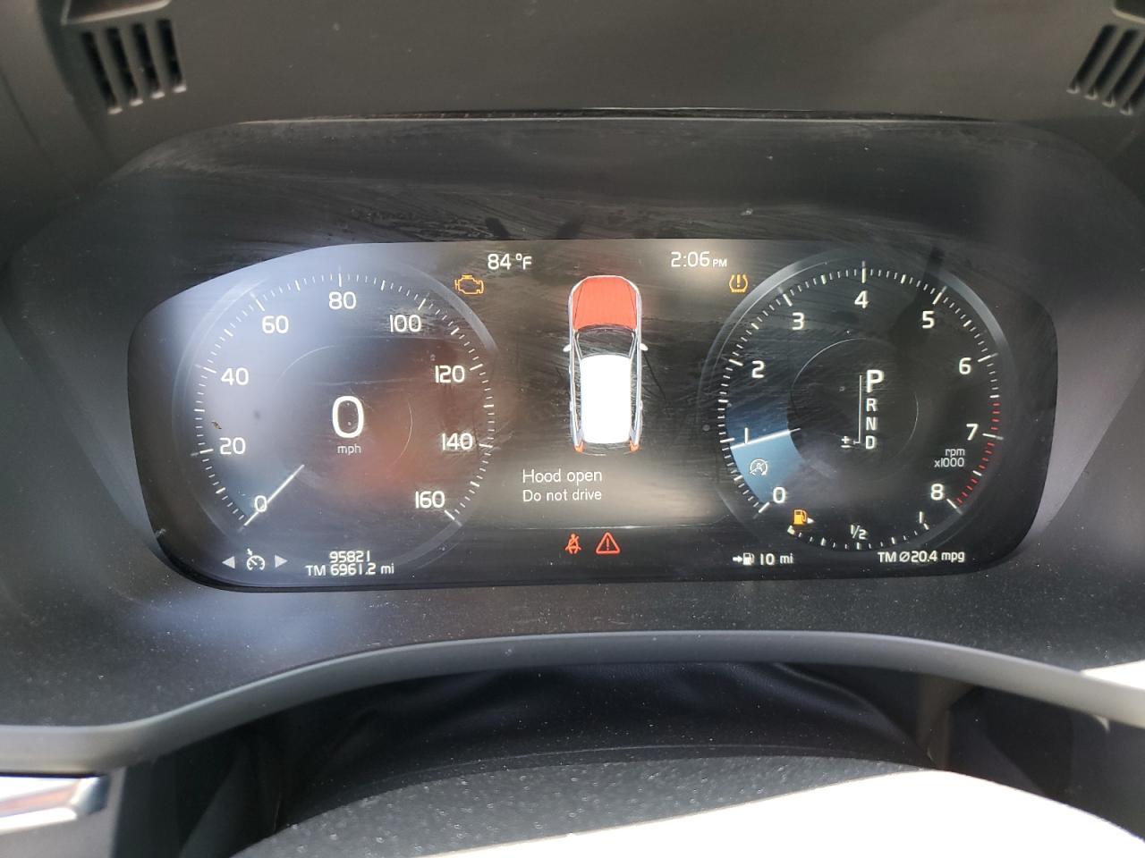 2018 VOLVO XC60