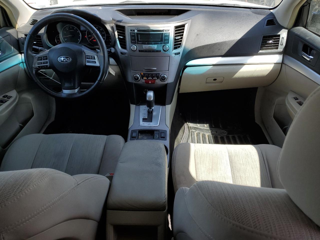 2013 SUBARU Outback