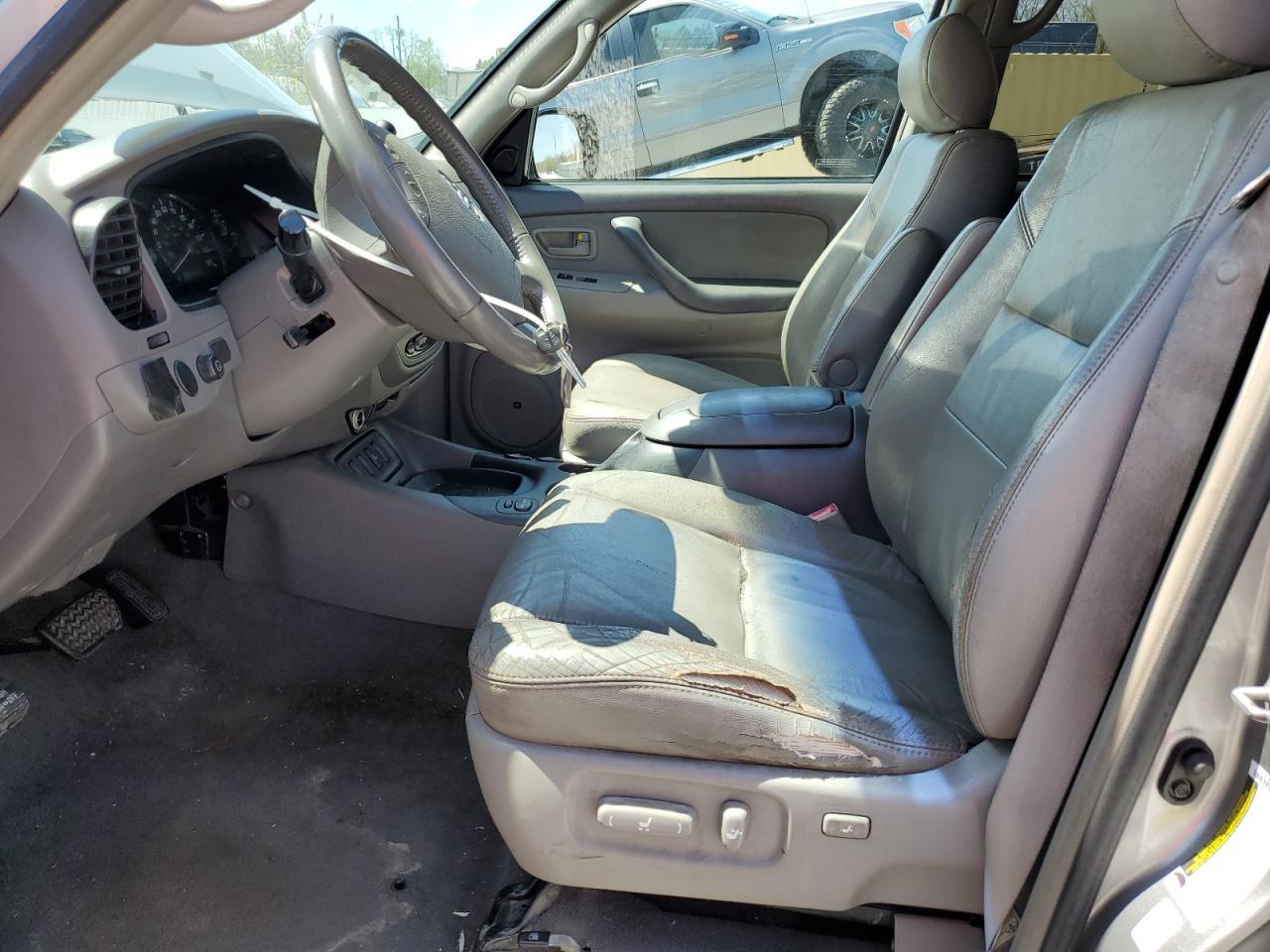 2006 TOYOTA Sequoia