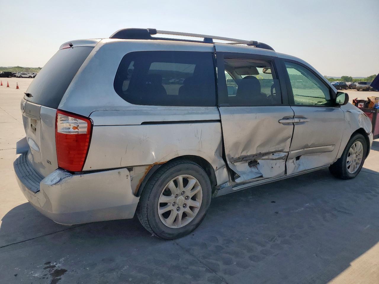 2006 KIA SEDONA