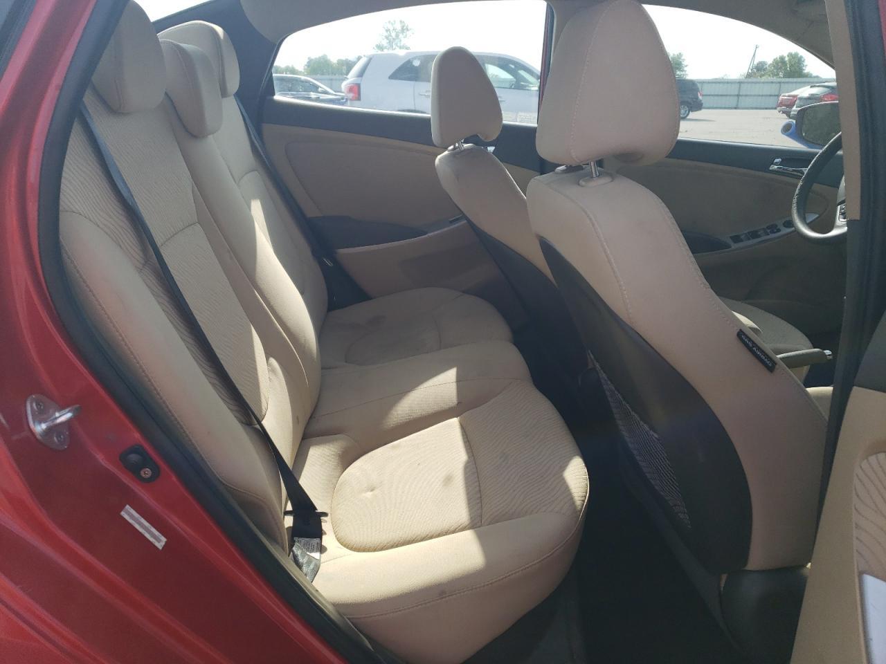 2012 HYUNDAI ACCENT