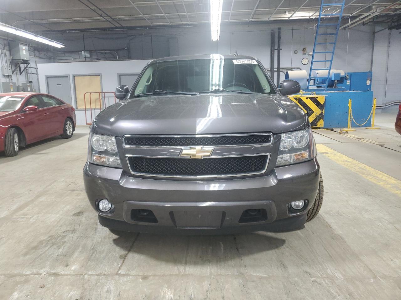 2011 CHEVROLET Tahoe