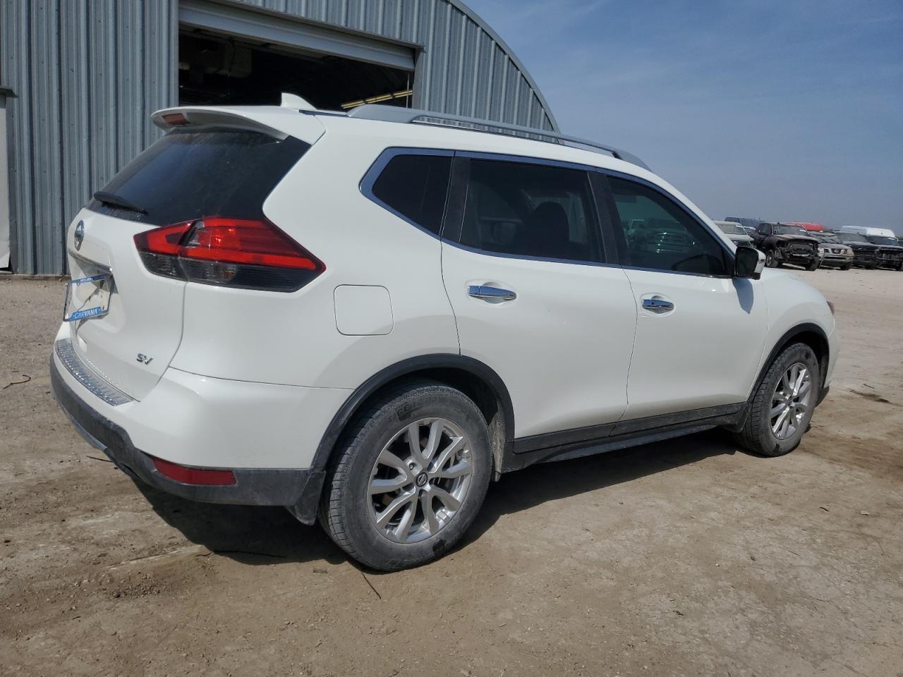 2017 NISSAN ROGUE