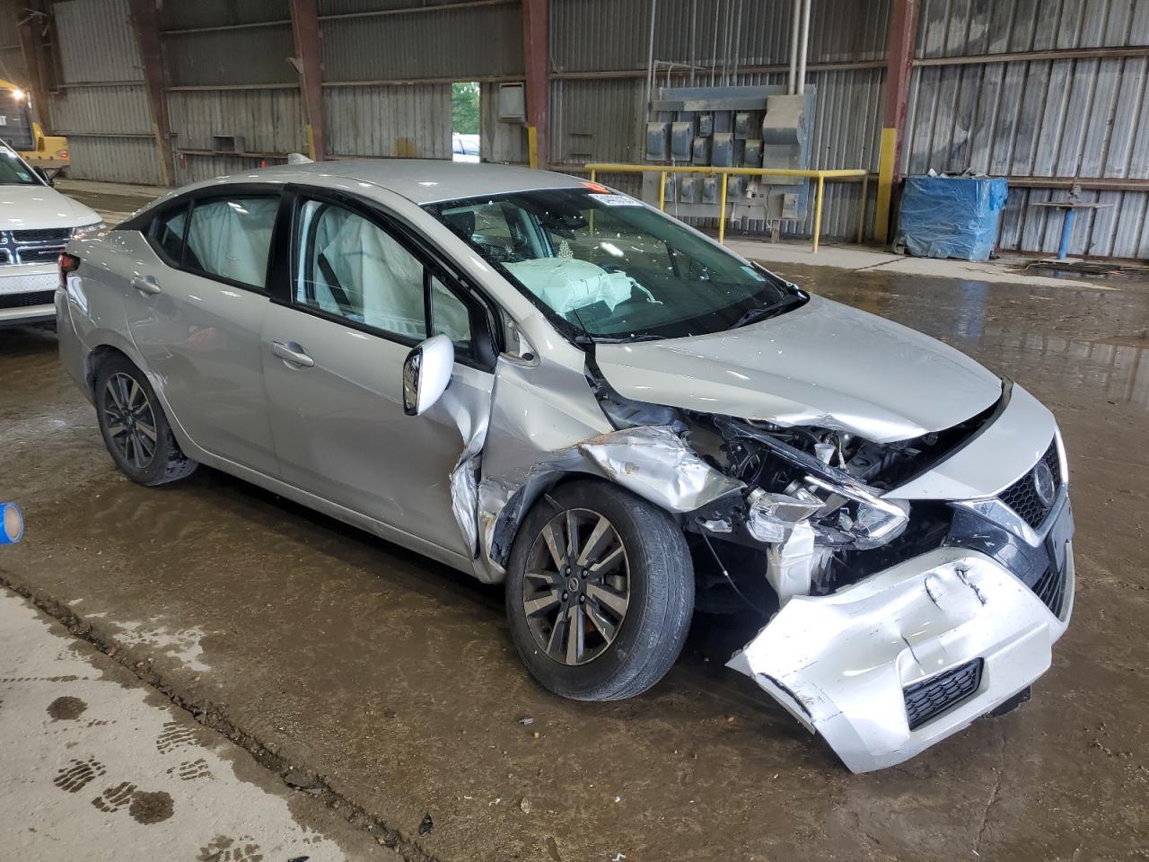 2021 NISSAN VERSA