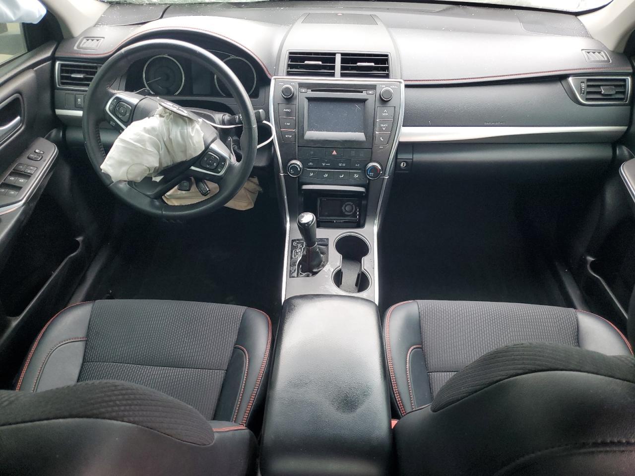 2017 TOYOTA CAMRY