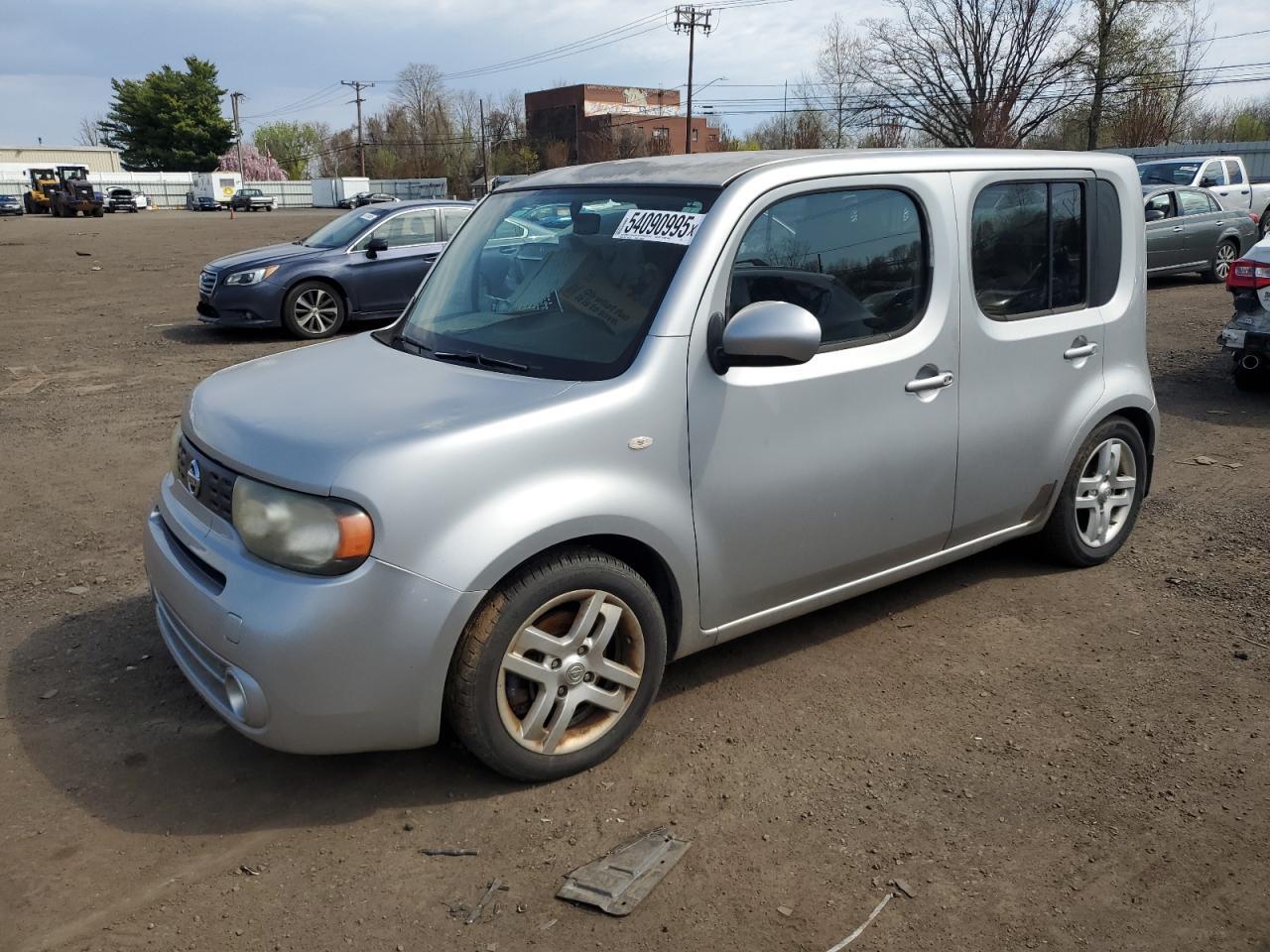 2011 NISSAN CUBE