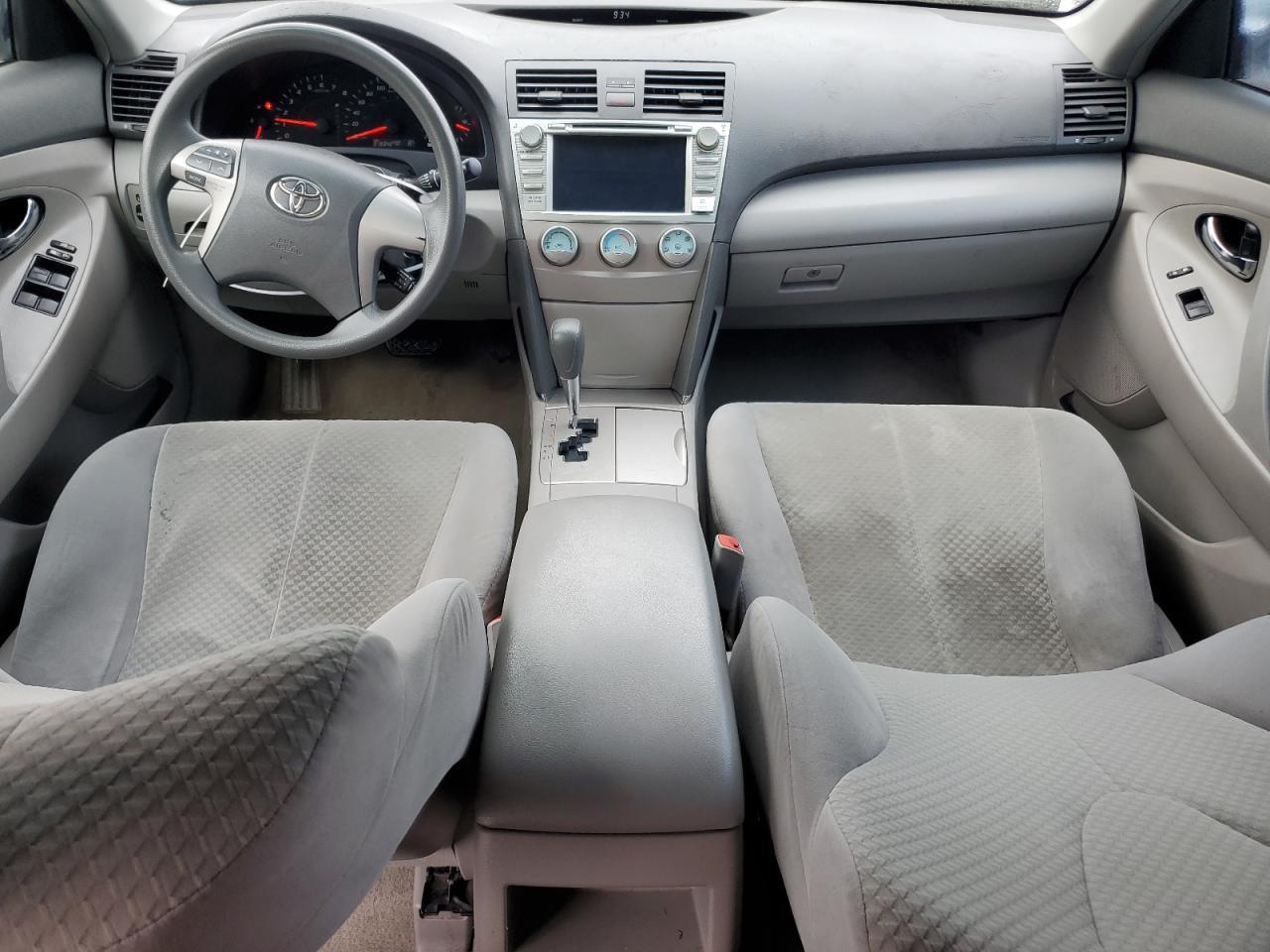 2009 TOYOTA CAMRY