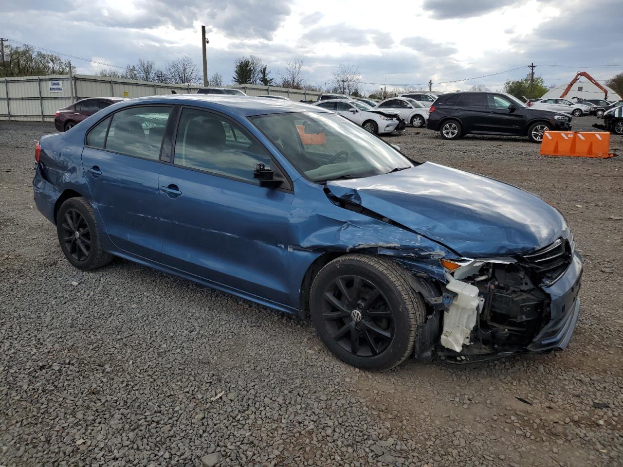2015 VOLKSWAGEN JETTA