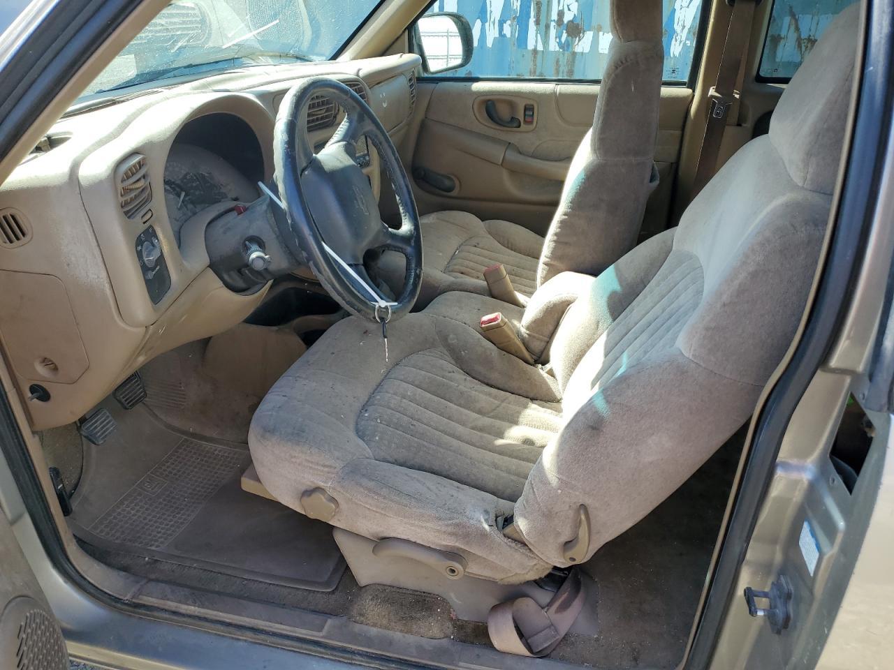 2002 CHEVROLET S10