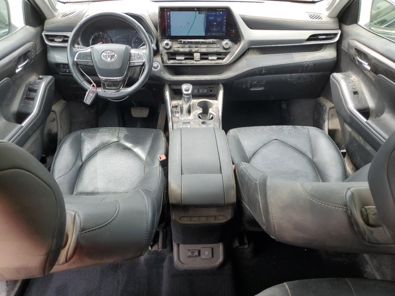 2020 TOYOTA HIGHLANDER