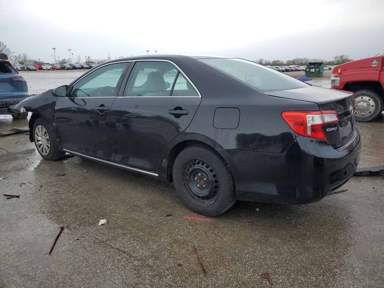 2013 TOYOTA CAMRY