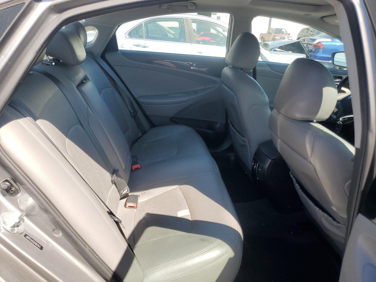 2014 HYUNDAI SONATA