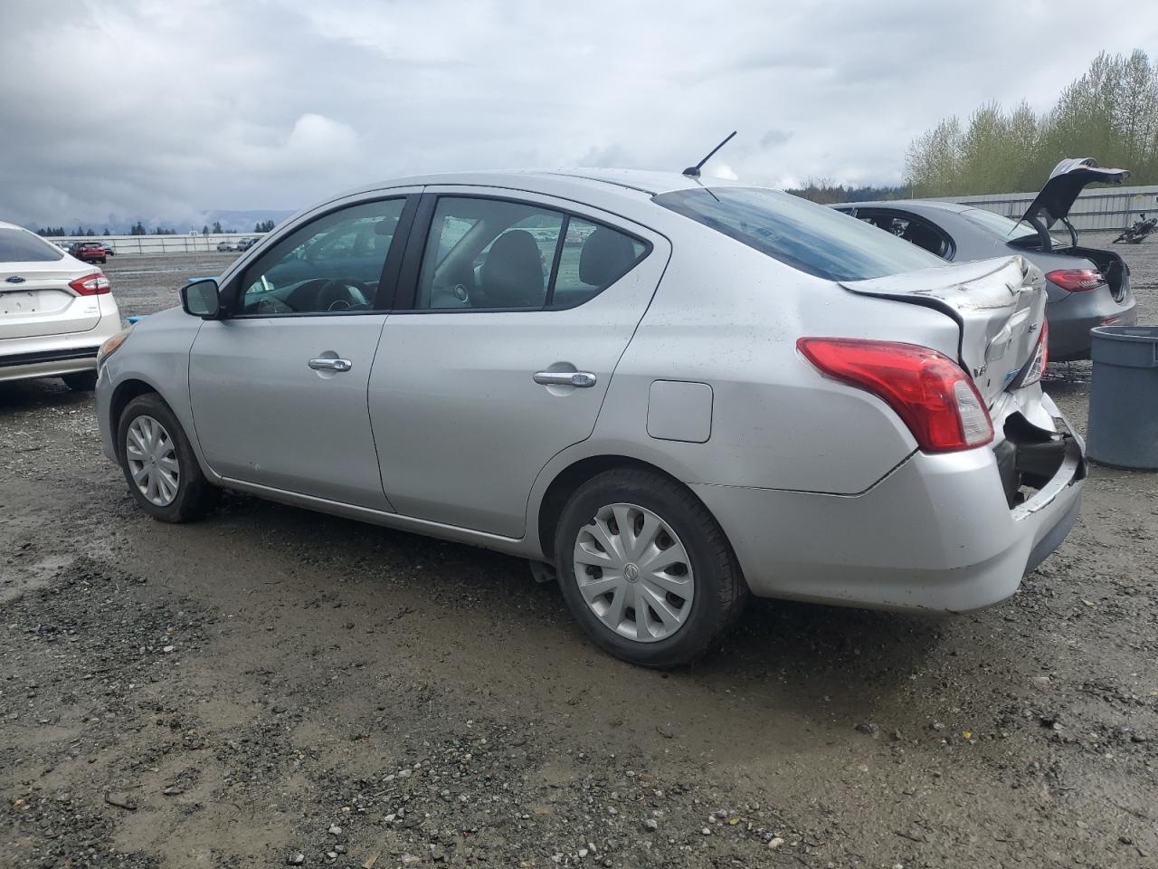 2016 NISSAN VERSA