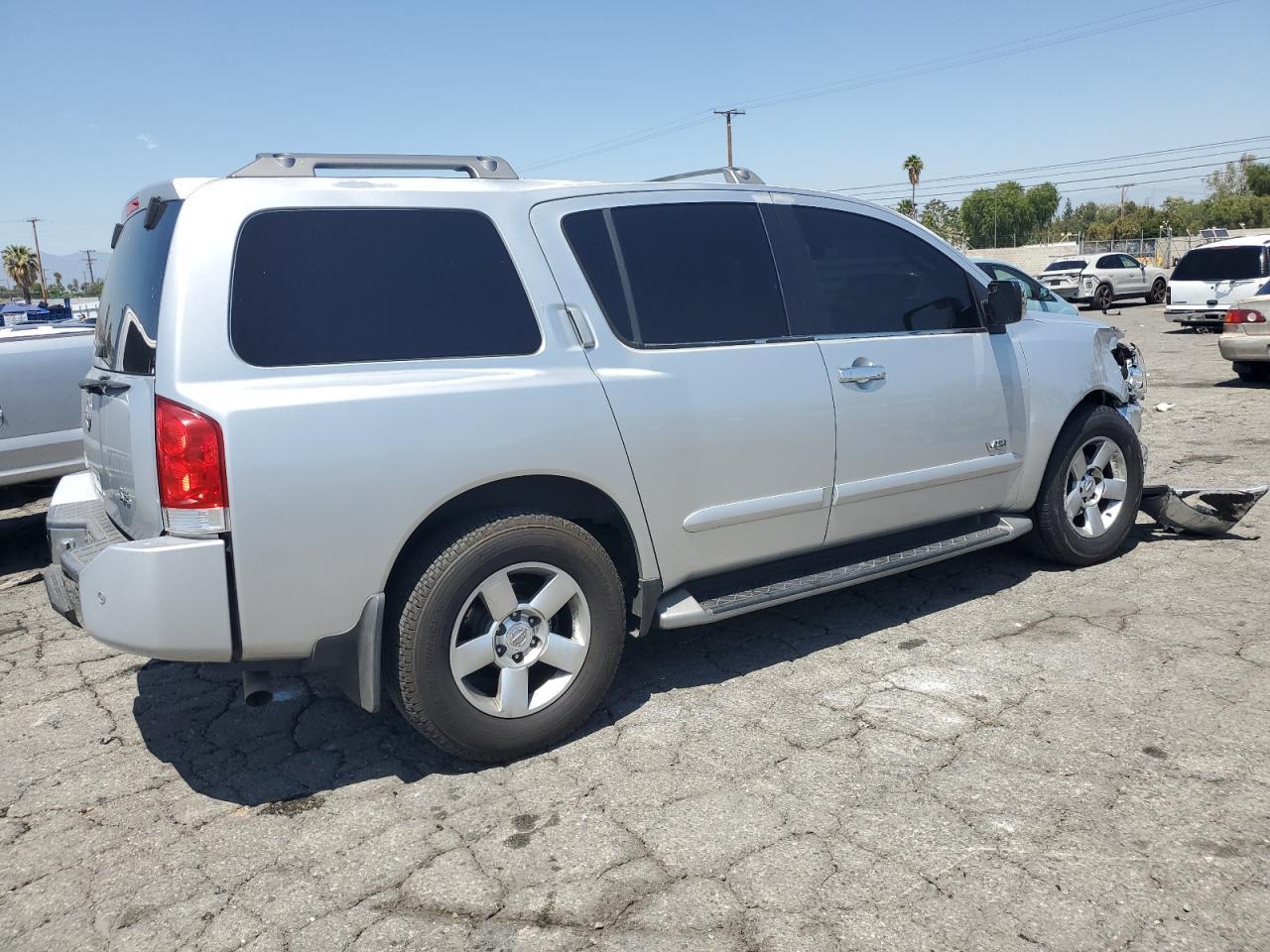 2005 NISSAN Armada