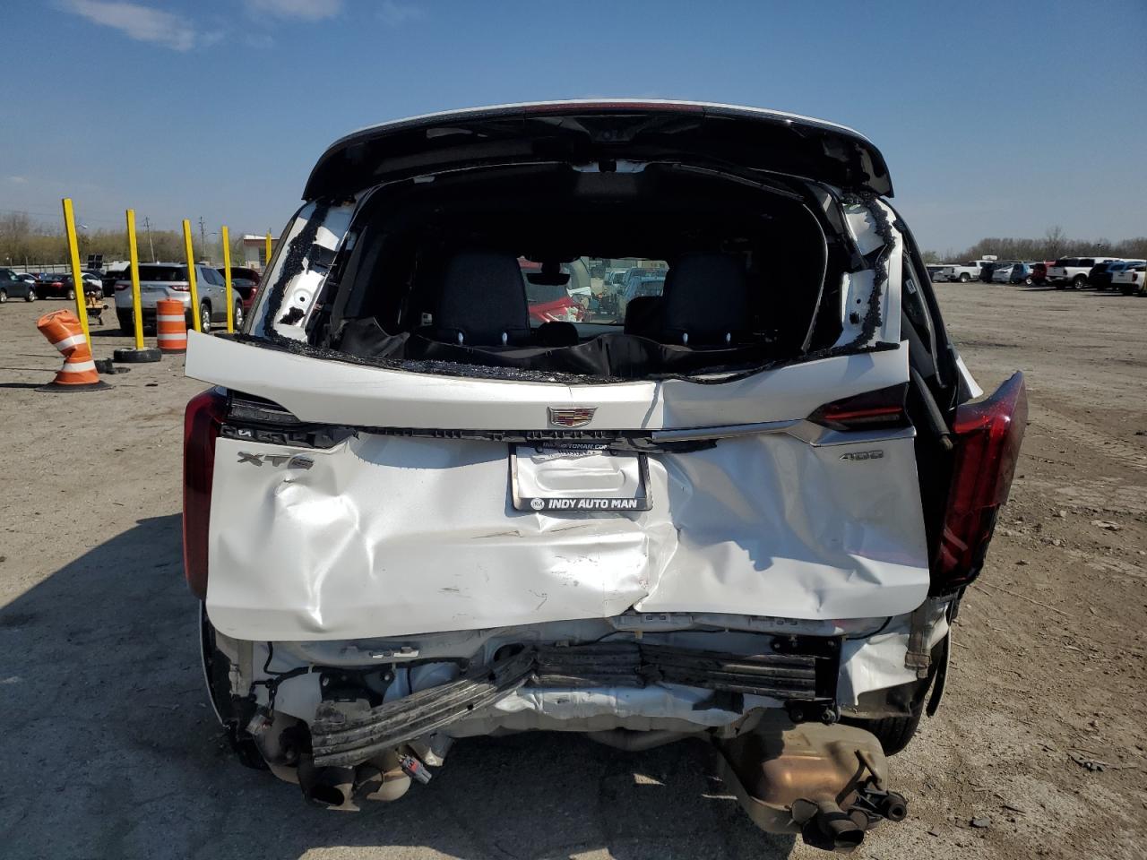 2021 CADILLAC XT6
