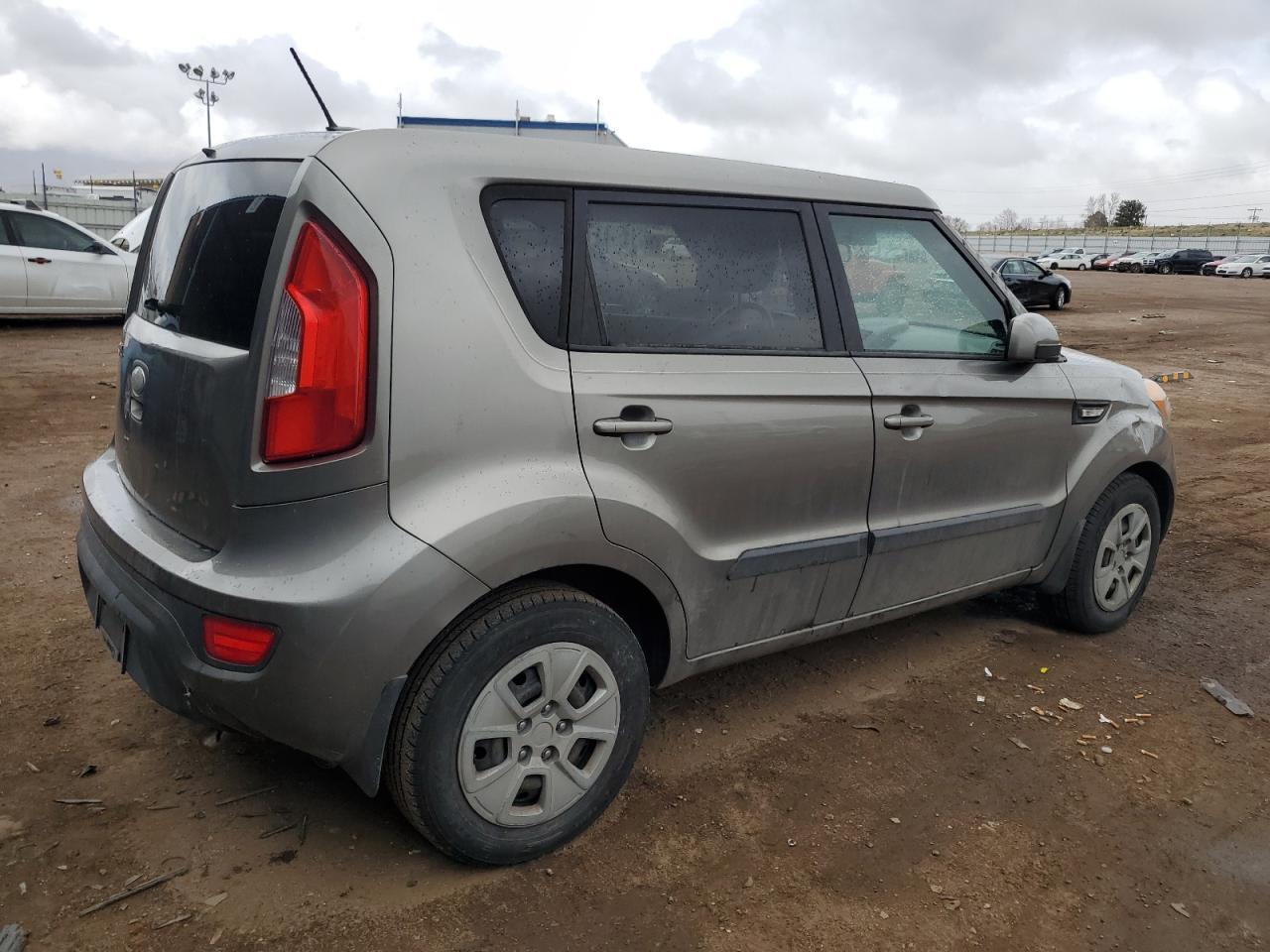 2013 KIA SOUL
