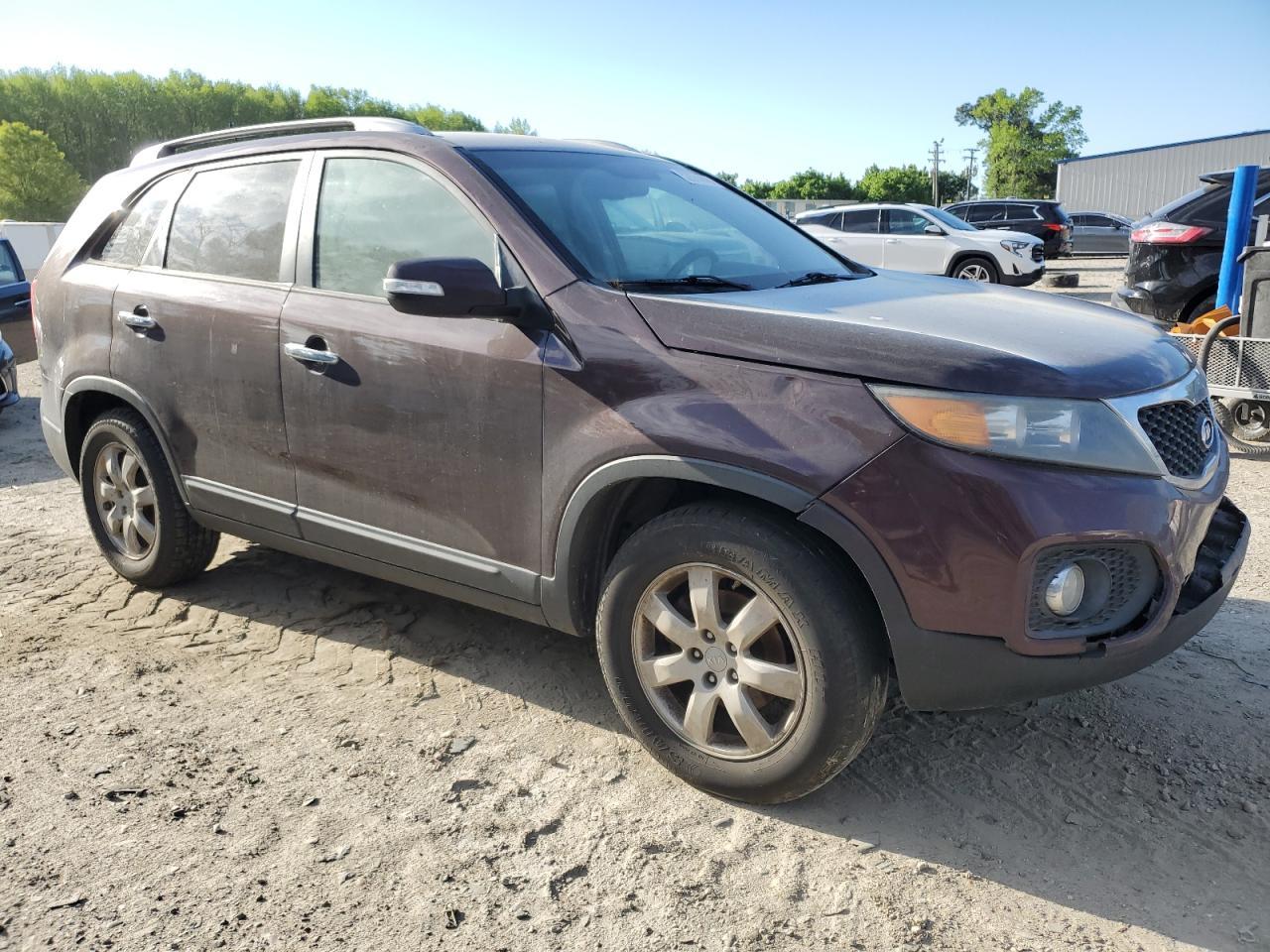 2013 KIA SORENTO