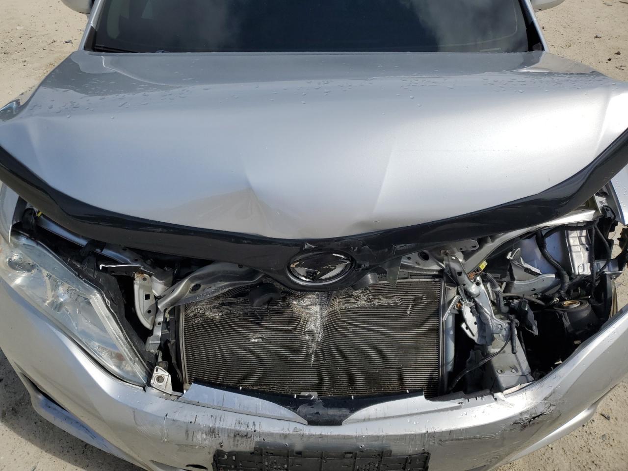 2011 TOYOTA VENZA