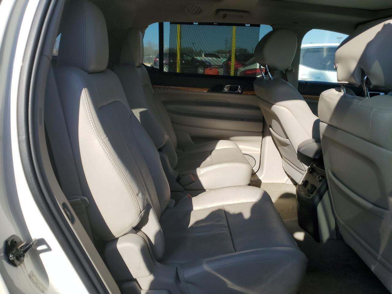 2012 LINCOLN MKT