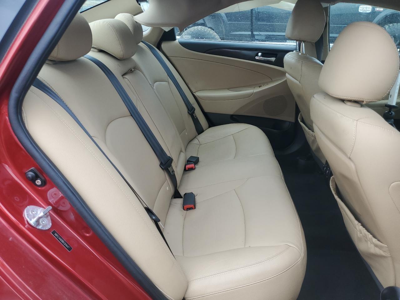 2011 HYUNDAI SONATA