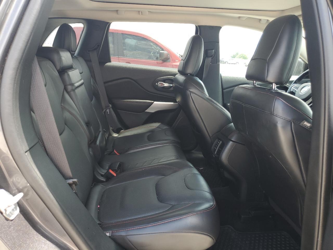 2018 JEEP CHEROKEE