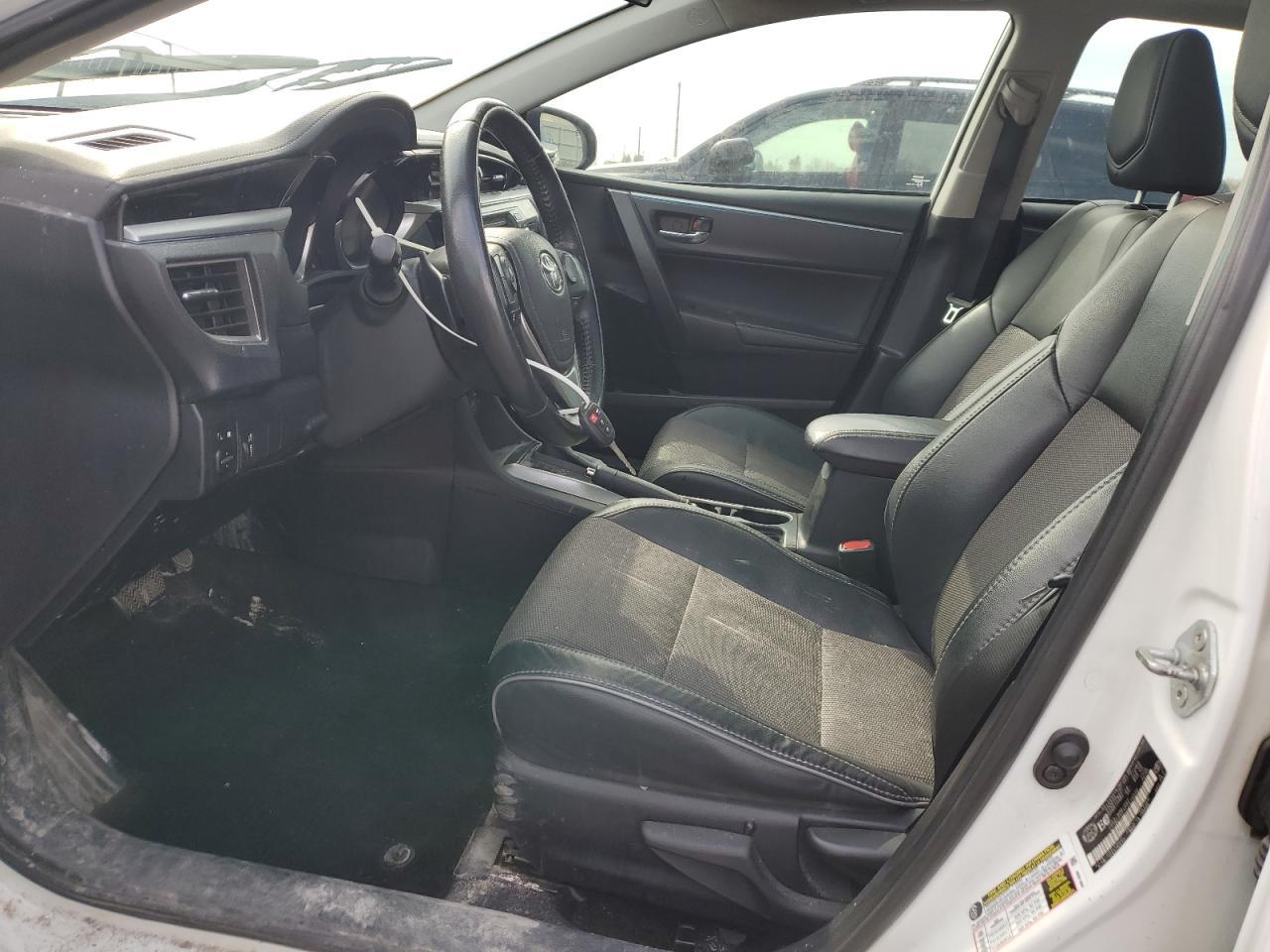 2015 TOYOTA COROLLA