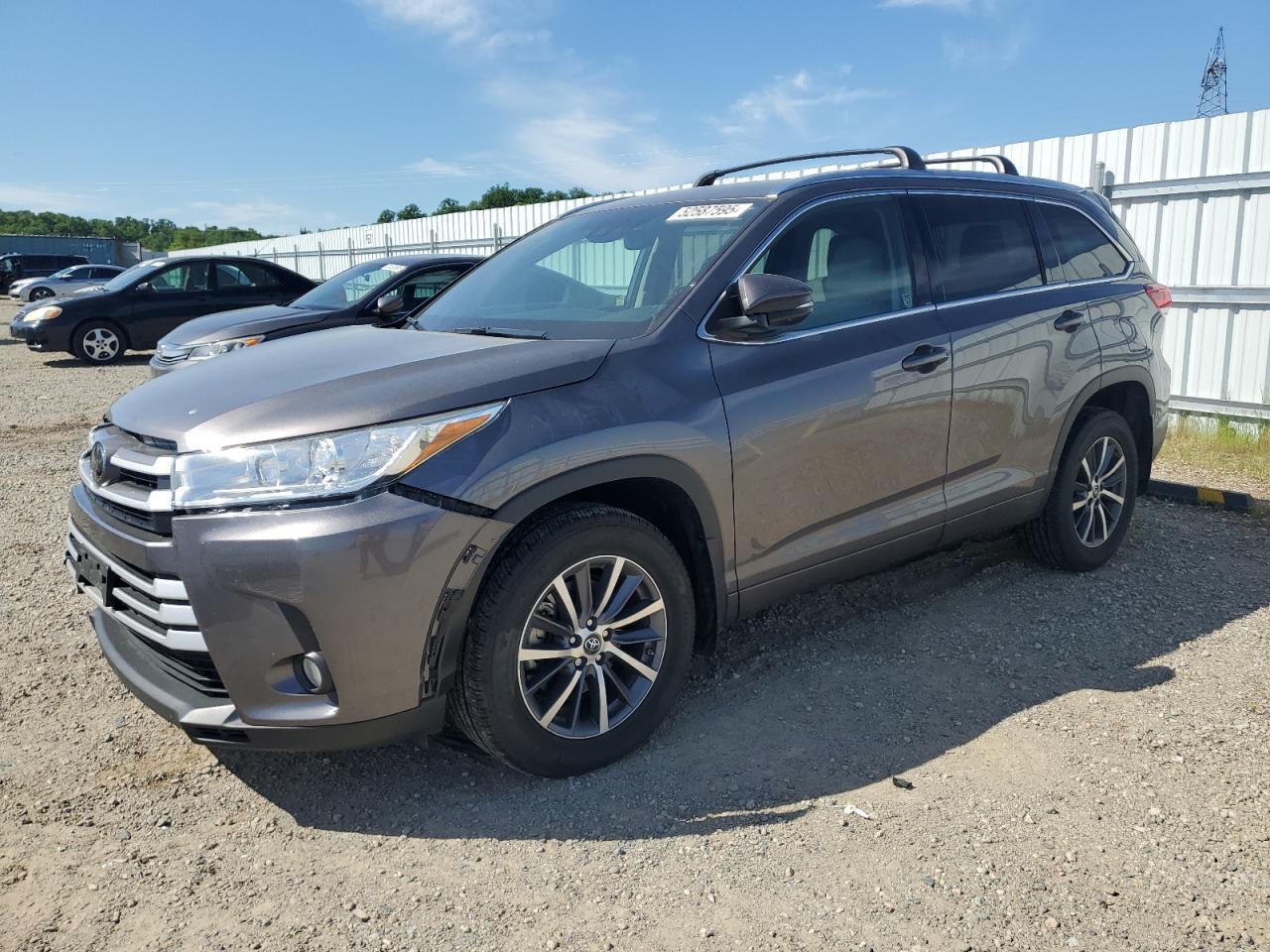 2018 TOYOTA HIGHLANDER